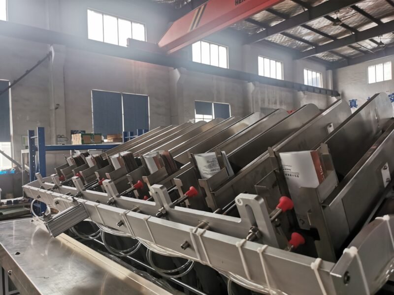 Mask filling and sealing machine - Image 10